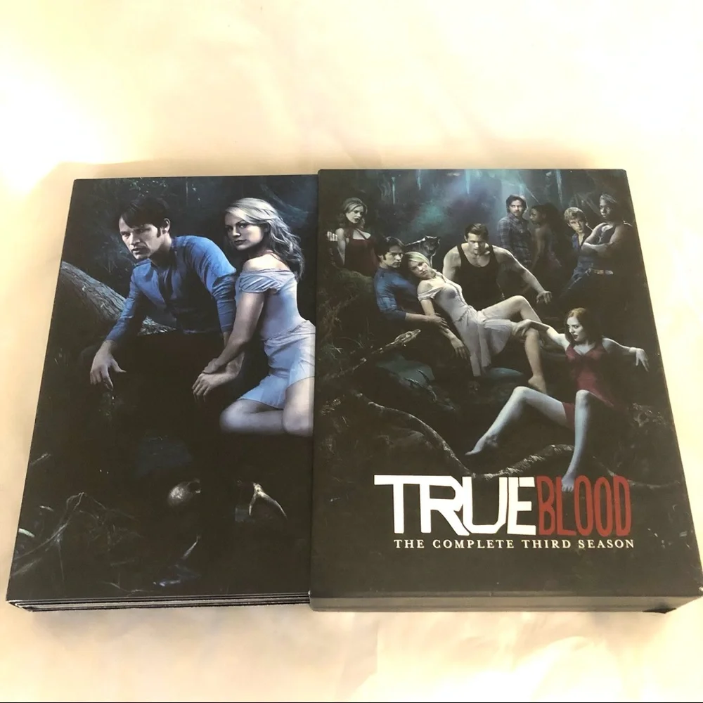 True Blood 3 seasons DVDs - Picture 6 of 6